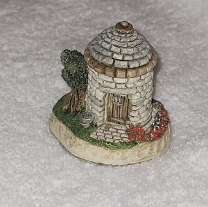 David Winter One Man Jail miniature